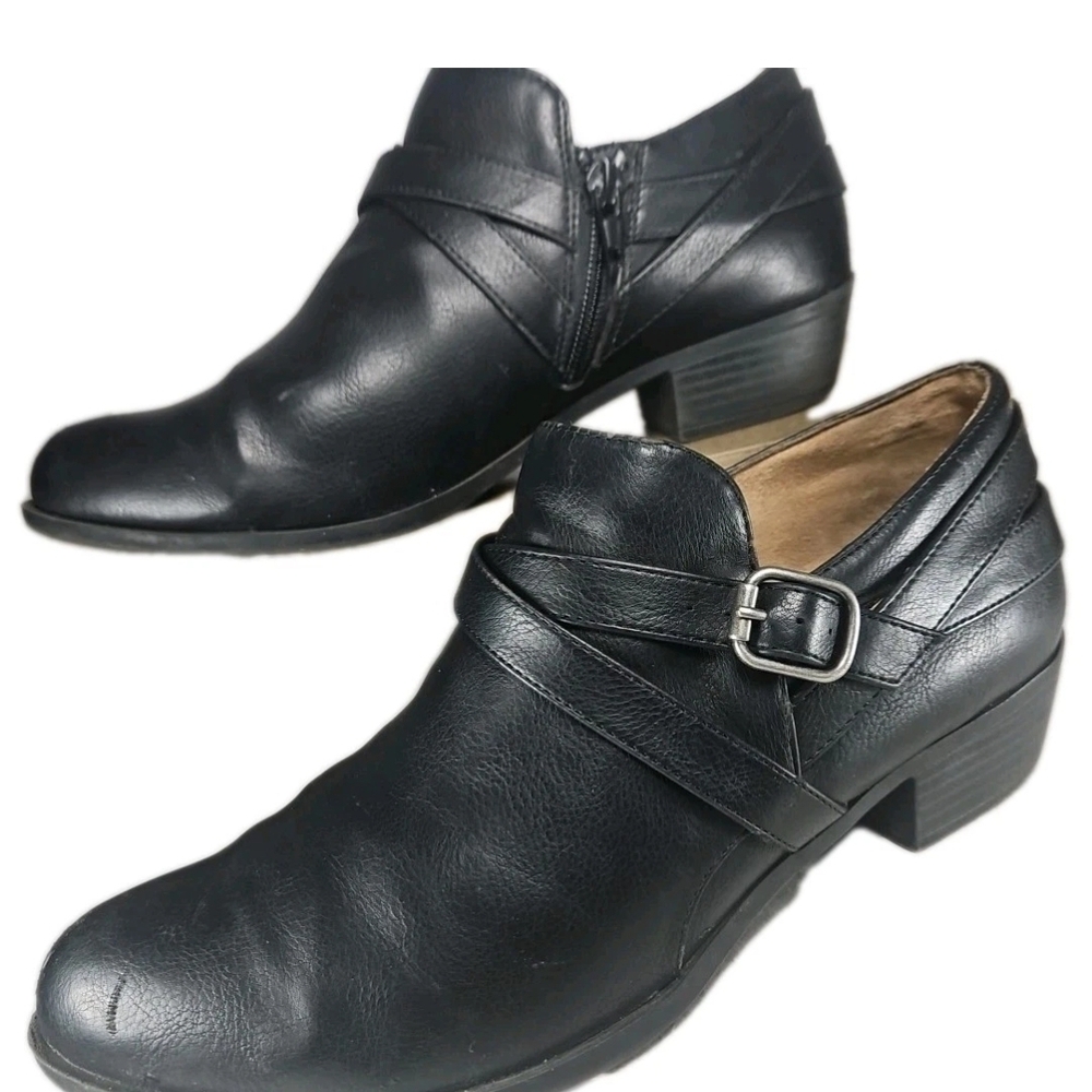 Life Stride Black Ankle Booties